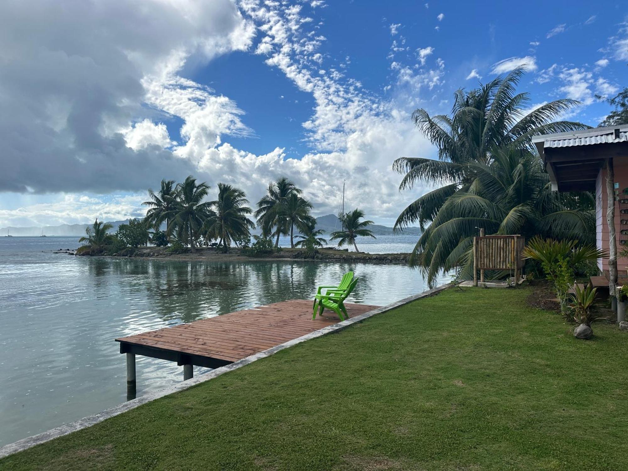 Bungalow Chez Josi, Bord De Mer Prive Tevaitoa Eksteriør bilde